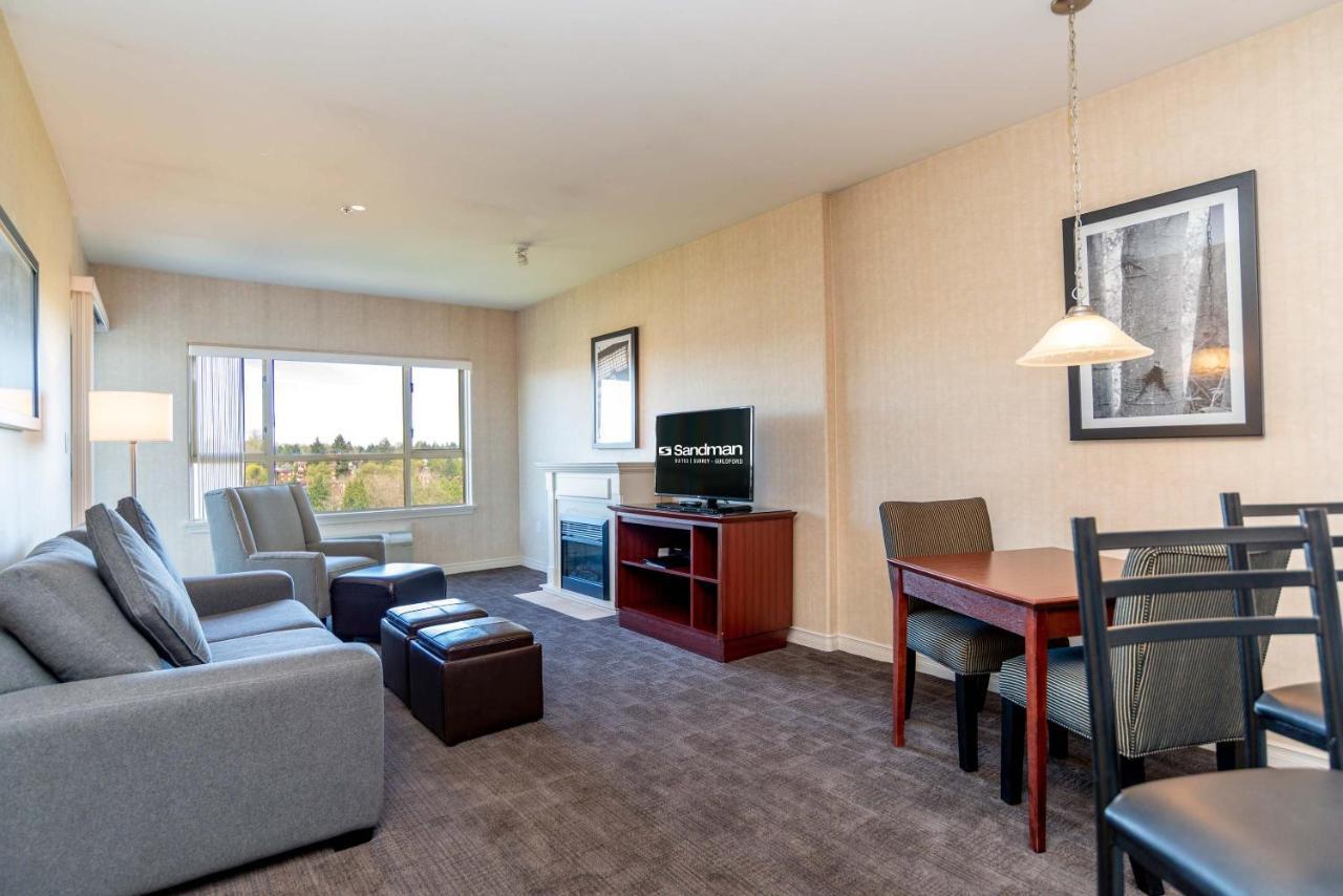 Sandman Suites Surrey - Guildford Buitenkant foto