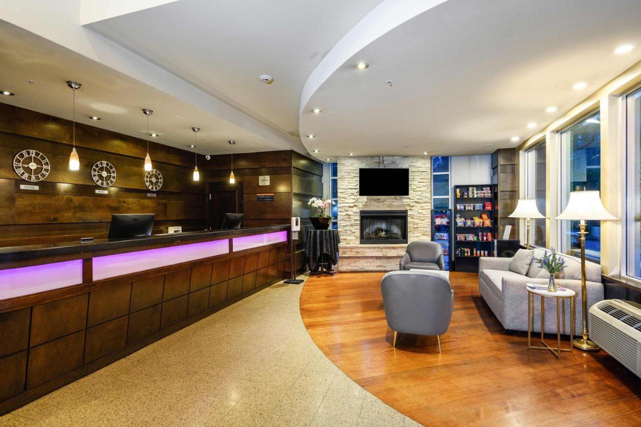 Sandman Suites Surrey - Guildford Buitenkant foto