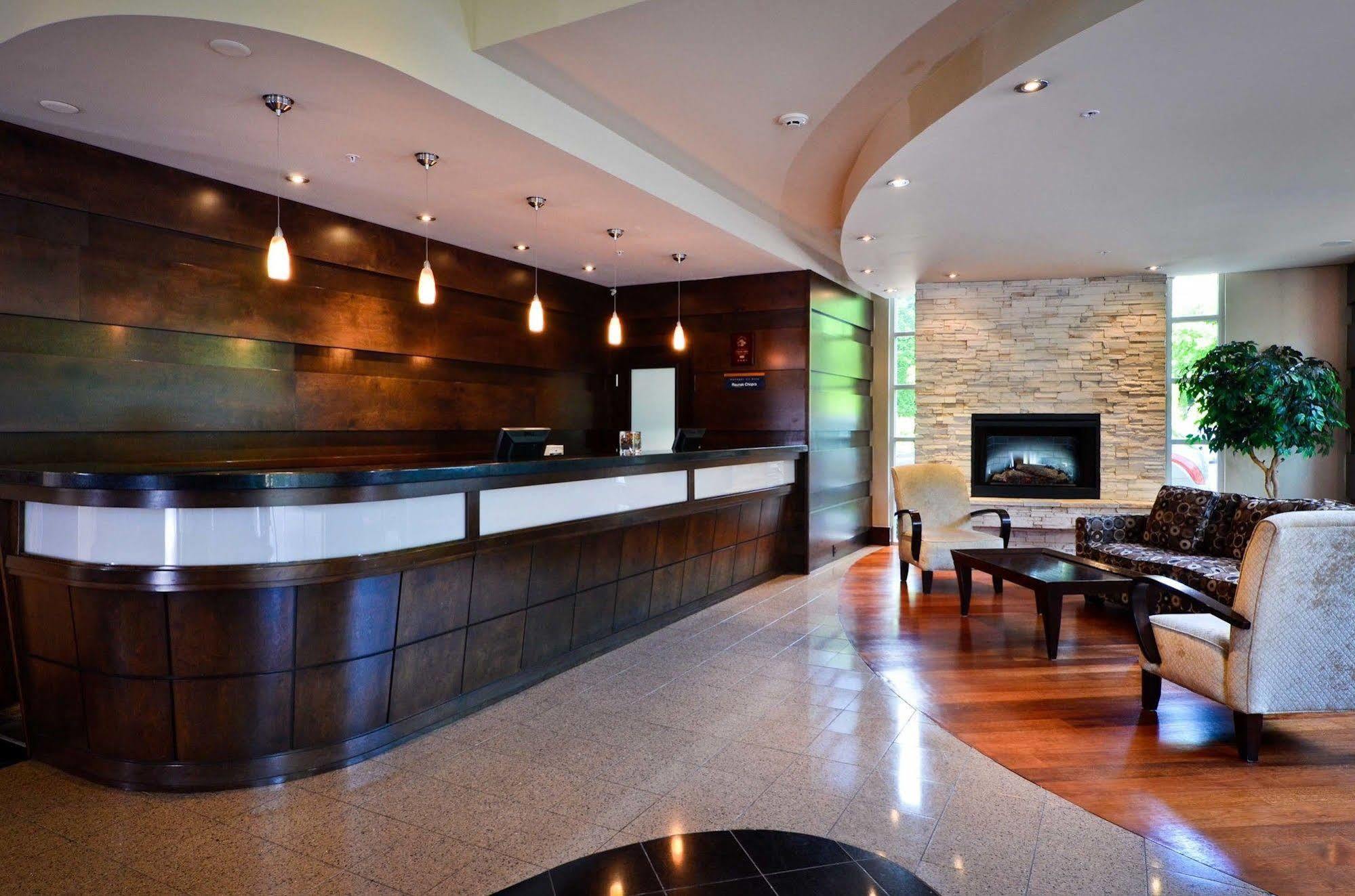 Sandman Suites Surrey - Guildford Buitenkant foto